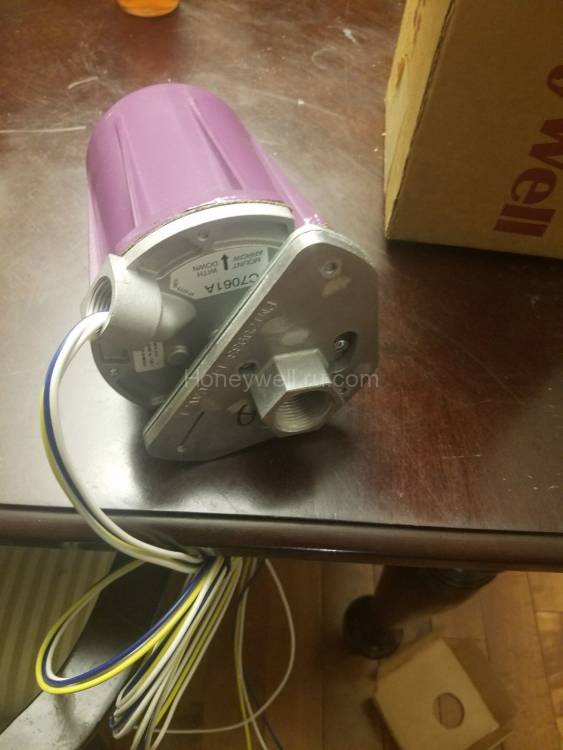 Honeywell C7061A1012/U