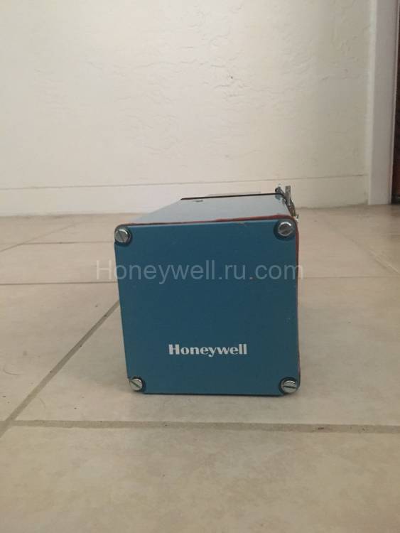 Honeywell C7076A1031/U