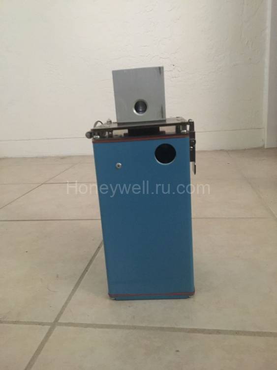 Honeywell C7076A1031/U