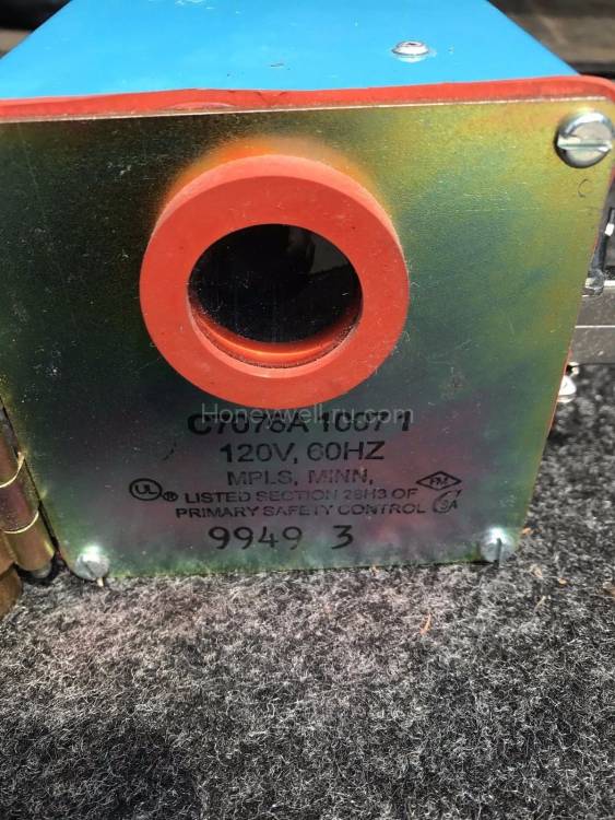 Honeywell C7076A1031/U